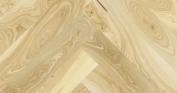 Barlinek Auric Herringbone 139 Kőris, matt-lakkozott halszálka parketta. 1WC000019 Legnépszerűbb