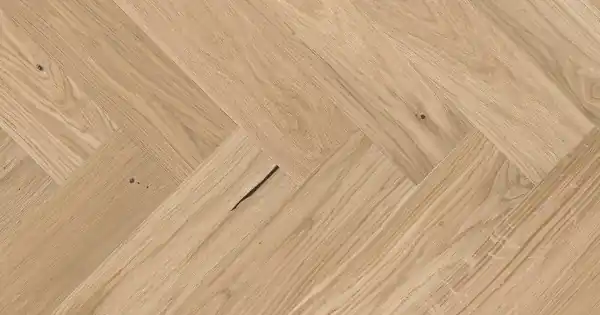 Legnépszerűbb Barlinek Herringbone Lombardy Tölgy matt-lakkozott halszálka parketta. 1WC000039