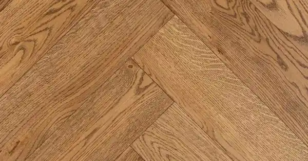 Gajewski Herringbone 600 Rustik Tölgy, Salerno Old, matt-lakkozott halszálka parketta Árcsökkenés