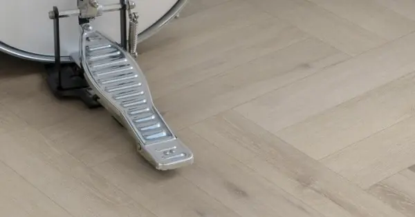 COREtec Authentics Herringbone 50 LVREH 141 Alto klikkes vinyl padló int. parafa alátéttel Exkluzív ajánlat