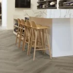 Nézd meg most COREtec Essentials Herringbone Texas Oak H86 50LVRH2486 halszálka, klikkes vinyl padló int. parafa alátéttel
