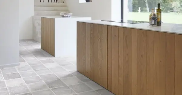 COREtec Essentials Tile++ Rabat 90 50LVT1790 klikkes vinyl padló int. parafa alátéttel Csak ma