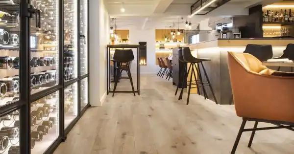 Kedvezményes ár COREtec ProPlus+ 50 RLV 1213 Piano klikkes SPC padló int. parafa alátéttel