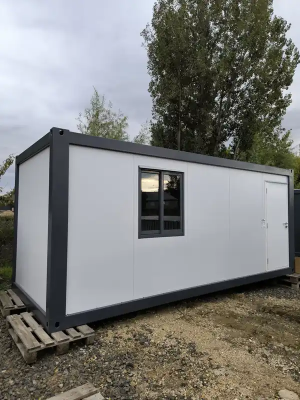 Vedd meg online Üveges konténer 6x2,4