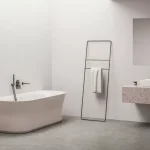 Ypsilon Wall 178x86, akrilkád, Alabaster Pink/fehér, szabadonálló, fehér/fekete/króm lefolyó Nézd meg most
