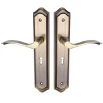 Outlet MALAGA KILINCSGARNITÚRA 90mm KULCSOS SÚROLT BRONZ MAESTRO 113MAMA06124