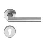 Exkluzív ajánlat THEMA-PRO KILINCSGARNITÚRA KEREKROZETTÁS CILINDERES INOX MAESTRO 102236Z60