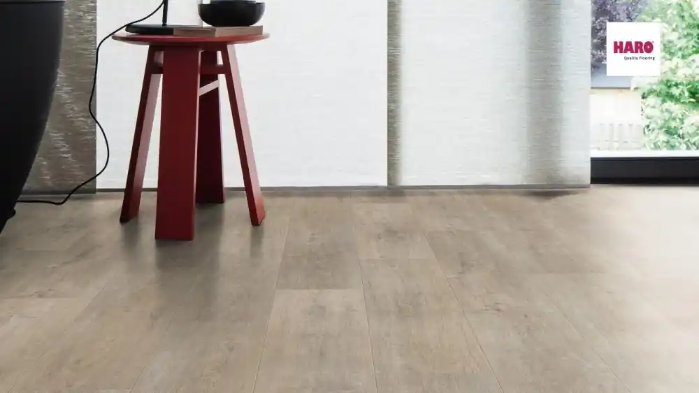 Vásárlói kedvenc Oak Livorno Greige Laminált padló Silent Pro hangszigeteléssel 193 x 1282