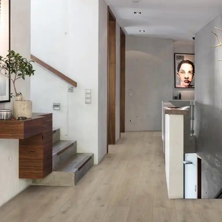 Oak Veneto Mocca AQUA laminált padló Silent Pro hangszigeteléssel 243 x 2200 Kedvezményes ár