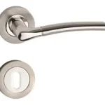 Végkiárusítás Basic vestra króm/inox körrozettás kilincs, pz