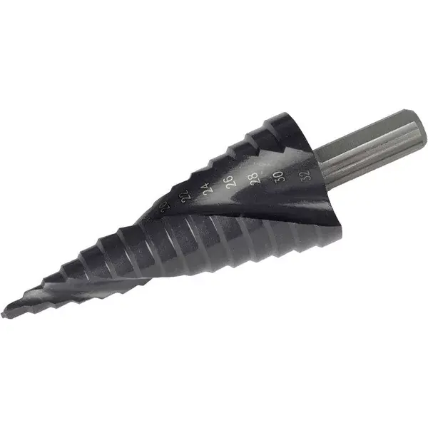 lépcsős fémfúró HSS-Co, spirál, 15 lépcsős (4-32 mm, 2 mm lépcsők), befogás 10 mm Csak ma